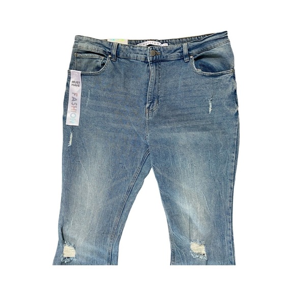 Tinseltown Plus Size Hi-Rise Flare Distressed Hem Denim Jeans NWT Size 20W - Picture 4 of 9